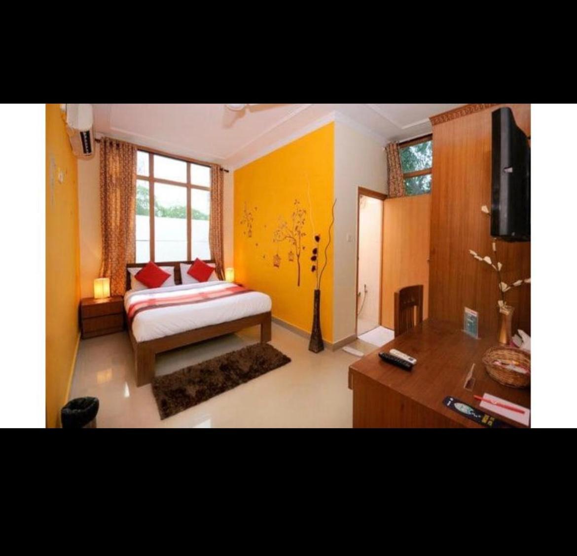 Hotel Samrat Neemrana Ngoại thất bức ảnh